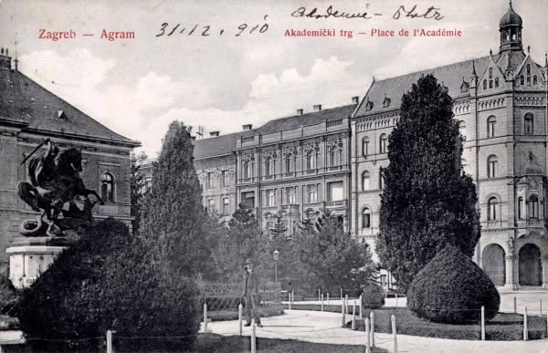 Akademički trg (današnji Trg Josipa Juraja Strossmayera) 1910. godine